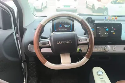 CHANGAN NEVO Lumin