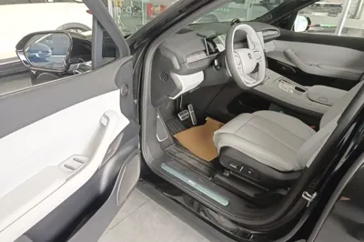 Nio EC7