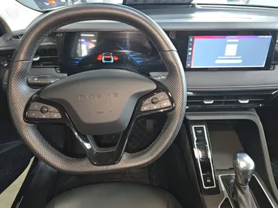 Roewe i5