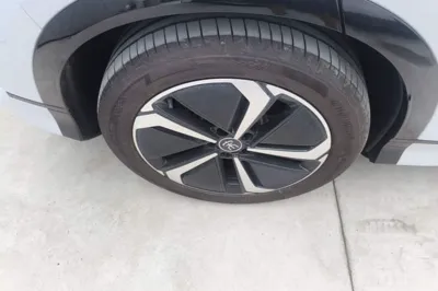 BYD Song L EV