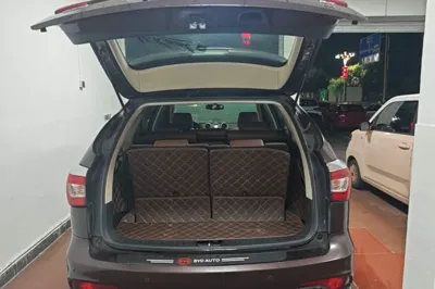 BYD S7
