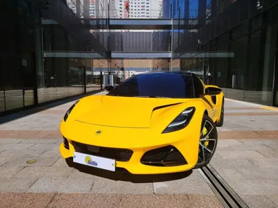 Lotus Emira