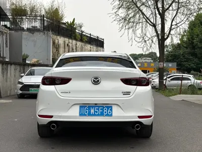Mazda 3 Axela