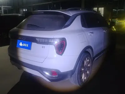 Lynk & Co 01