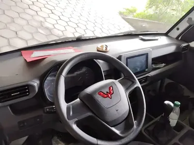 Wuling 五菱龙卡