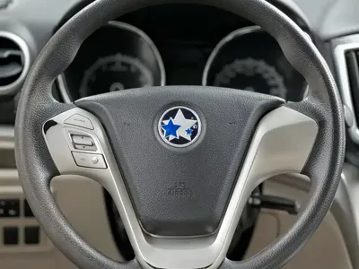 Venucia T70