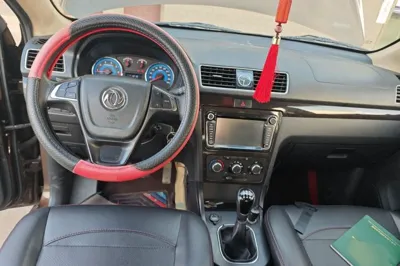 Dongfeng Fengon 360