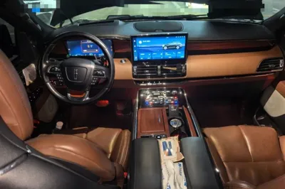 Lincoln Navigator