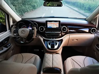 Mercedes-Benz V-Class