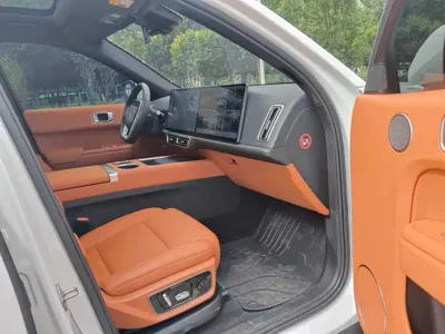 Li Auto Li L7