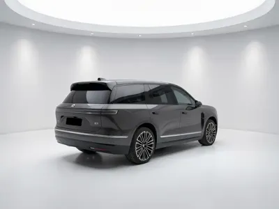 Nio ES8