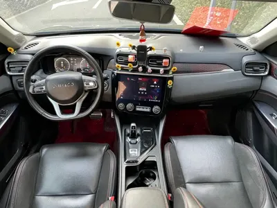 Lynk & Co 02