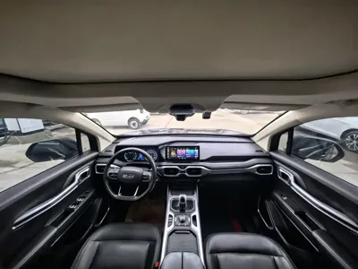 Geely Haoyue