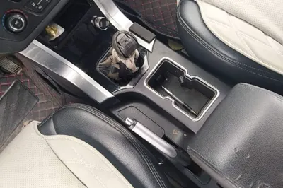 Leopaard Q6