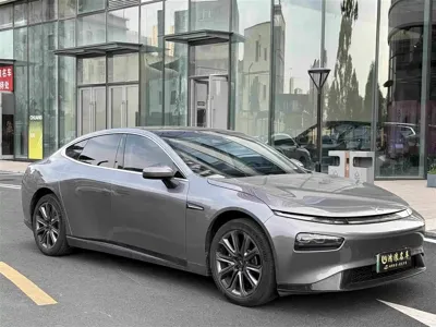 Xpeng P7