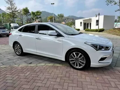 Hyundai Mistra