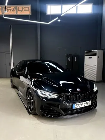 BMW 8-Series