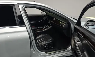 Genesis EQ900