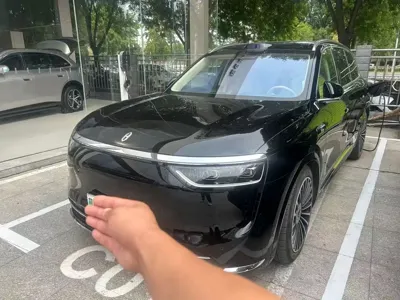 AITO 问界 AITO M8