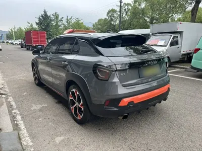 Lynk & Co 02