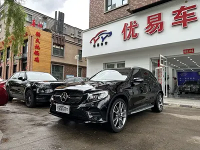 Mercedes-Benz GLC AMG