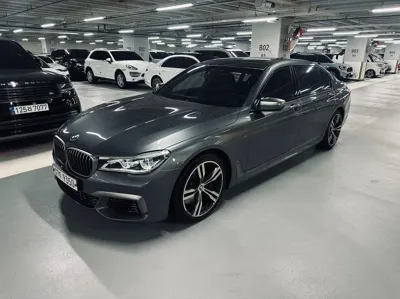 BMW 7-Series