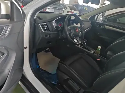Roewe RX5