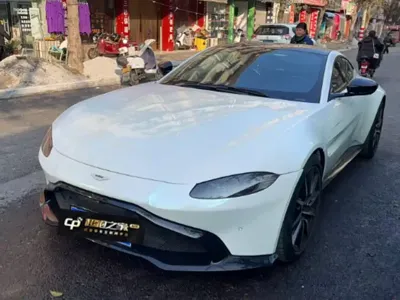 Aston Martin V8 Vantage