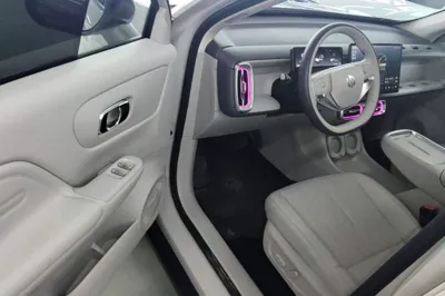 Leapmotor B10