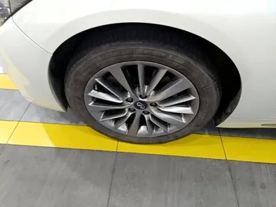 Infiniti Q50L