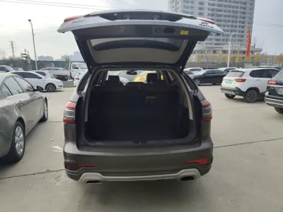 BYD S7