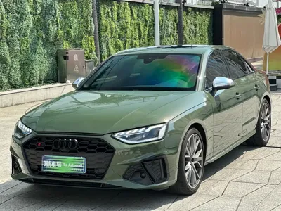 Audi S4