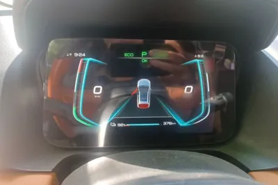 BYD e2