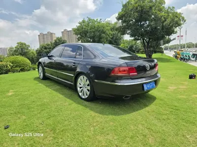 Volkswagen Phaeton