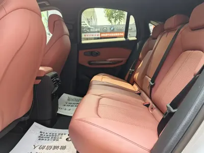 Nio EC6