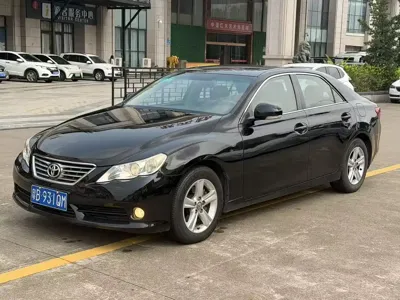 Toyota Reiz