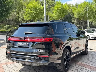 Audi Q6