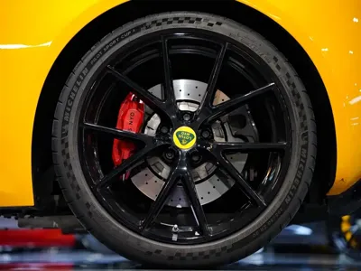 Lotus Emira