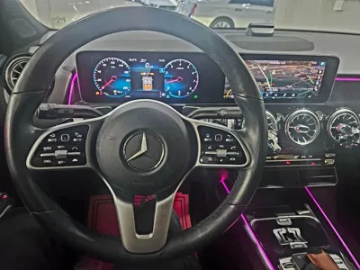 Mercedes-Benz GLB-Class