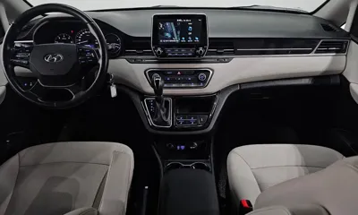 Hyundai Starex