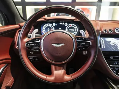 Aston Martin DBX