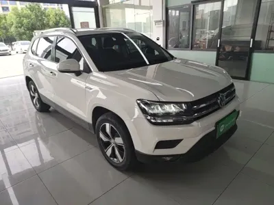 Volkswagen Tharu