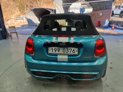 MINI Cooper Convertible