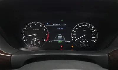 Genesis EQ900