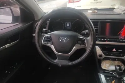 Hyundai Elantra (6th Generation