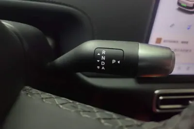 Li Auto L6