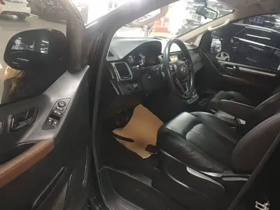 Maxus G10