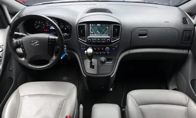 Hyundai Starex