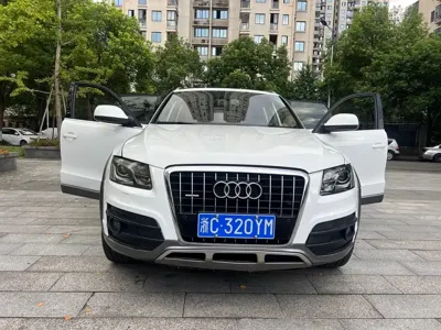 Audi Q5 (Import)