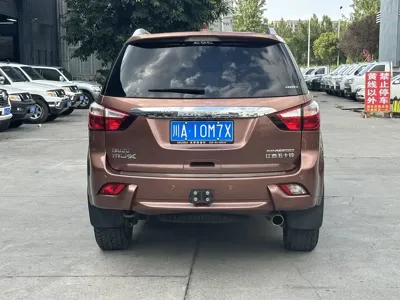 Isuzu MU-X